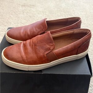 Frye cognac Ivy Slip